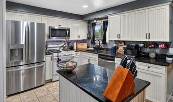 409 Sierra St, Fernley, NV 89408