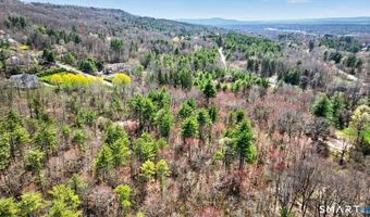20 Breezy Knl, Avon, CT 06001