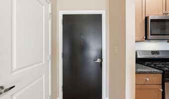 309 HOLLAND Ln 211, Alexandria, VA 22314
