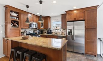 526 W End Ave, Avon By The Sea, NJ 07717