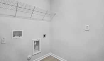 1049 Misty Creek Dr, Aberdeen, NC 28315