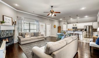 4002 SW Flatrock Cv, Bentonville, AR 72713