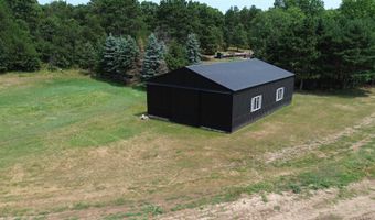2871 16th Dr, Adams, WI 53910