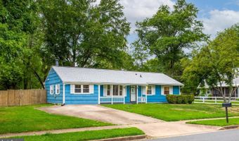 8208 KEELER St, Alexandria, VA 22309