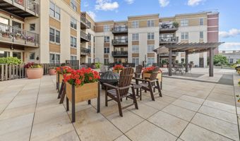 1802 Monroe St 202, Madison, WI 53711