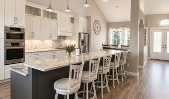 914 Birdie Way, Apollo Beach, FL 33572