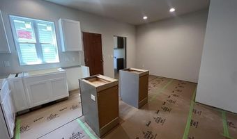 2811 Crinkle Root Dr, Fitchburg, WI 53711