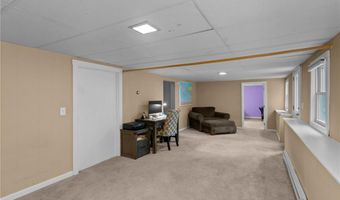 2594 Division Rd, East Greenwich, RI 02818