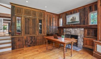 175 Cat Rock Rd, Cos Cob, CT 06807