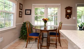 102 Meadow Creek Dr, Athens, GA 30605