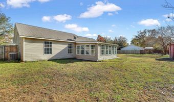 5 Irongate Dr, Beaufort, SC 29906