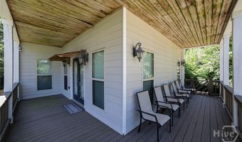 132 N Poplar St, Athens, GA 30606
