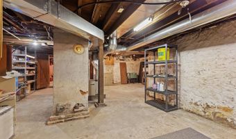 3224 Sand Crk, Adrian, MI 49221
