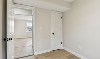 2037 38TH St SE 301, Washington, DC 20020