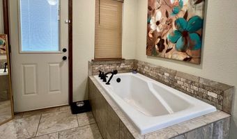 Spacious 4-Bedroom Home on 2.38 Acres with Country Charm, Ardmore, OK 73401