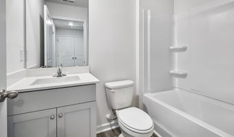 155 Trumpet Vine Rd, Aberdeen, NC 28315