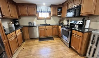 11 Franklin St, Brandon, VT 05733