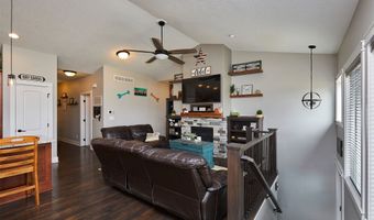 1417 S 11th St, Adel, IA 50003