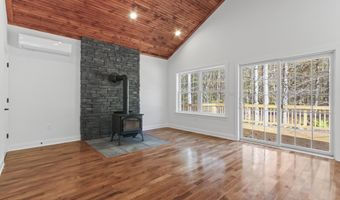 77 Parker Trl, Albrightsville, PA 18210