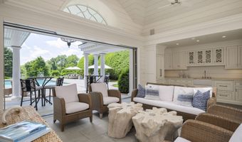 865 Hollow Tree Ridge Rd, Darien, CT 06820