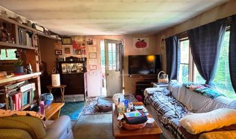 686 Wing Rd, Bethlehem, NH 03574