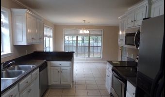 303 Hidden Meadows Dr, Benton, AR 72015