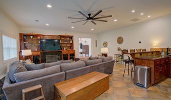 1307 Floyd Spgs, Armuchee, GA 30105