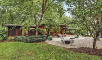 6921 AYR Ln, Bethesda, MD 20817
