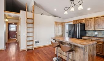 25 NEOSHA Trl, Boulder, WY 82923