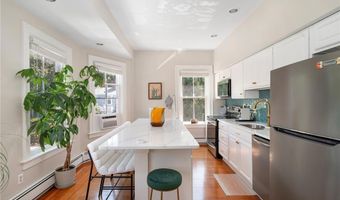 109 Church St 3, Newport, RI 02840