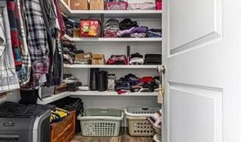 8309 Almont Rd, Almont, MI 48003