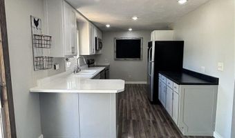 105 E 13TH St, Bayard, NE 69334