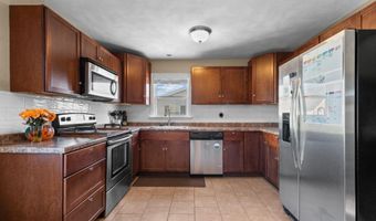 1120 E LAYTON Ave, Appleton, WI 54915