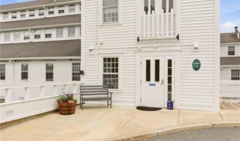 40 Web Ave 11, North Kingstown, RI 02852
