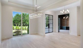 290 Christopher Robin Rd, Alpharetta, GA 30005