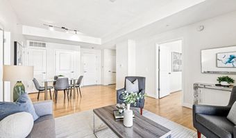820 N POLLARD St 801, Arlington, VA 22203