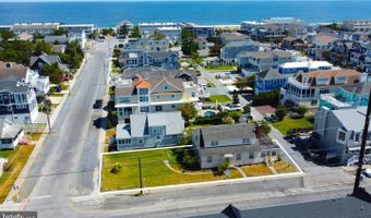 30 N PENNSYLVANIA Ave, Bethany Beach, DE 19930
