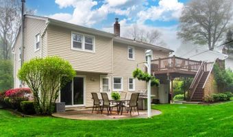 19 W Lakeview Rd, Alloway, NJ 07460