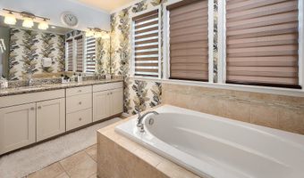 10001 FLOTILLA Ln, Berlin, MD 21811