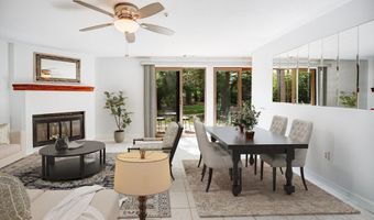 522 Tumbling Hawk 522, Acton, MA 01718