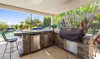 2216 Blossom Hill Ln, Escondido, CA 92029