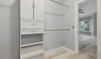 8882 TARA Ln, Auburn, AL 36830