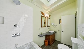 1060 Curtis St, Albany, CA 94706