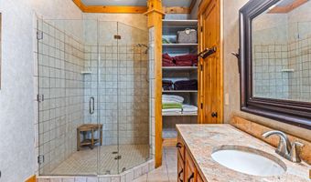 12 Trailridge Rd, Asheville, NC 28804