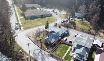 7042 Oak St, Bonners Ferry, ID 83805