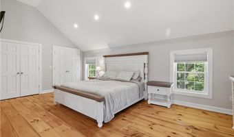 2020 Bronco Hwy, Burrillville, RI 02826