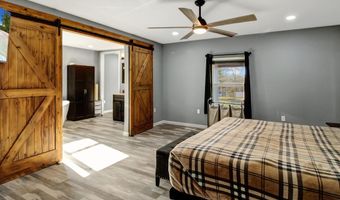 174 Poplar St, Benton, TN 37307