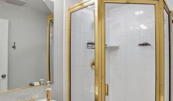 2111 Meander Dr, Anchorage, AK 99516