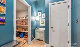 1320 Levy Way, Charlotte, NC 28205