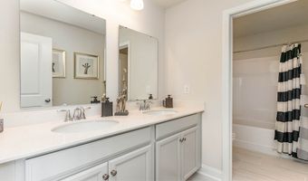 1514 TWO NOTCH Cir, Ash, NC 28420